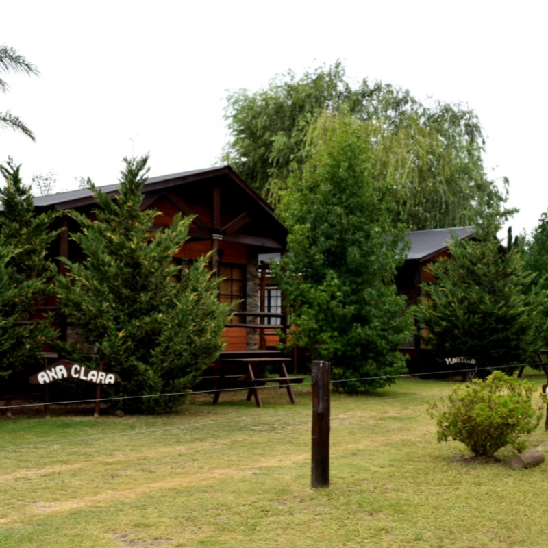 Martina, Anastasia, Ana Clara